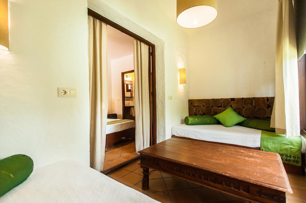 100% Fun Hotell Tarifa Eksteriør bilde